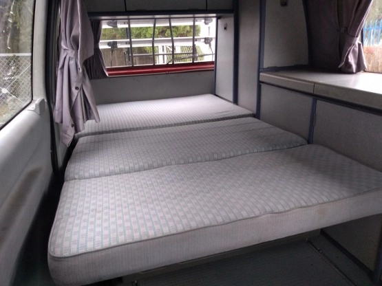                         VW T4 California Kamper 2.0 benzyna - zdjęcie 6
                        