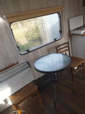                         Sprzedam przyczepę kempingową Ranger Bailey 510/4 - zdjęcie 10
                        