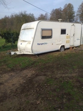                         Sprzedam przyczepę kempingową Ranger Bailey 510/4 - zdjęcie 3
                        