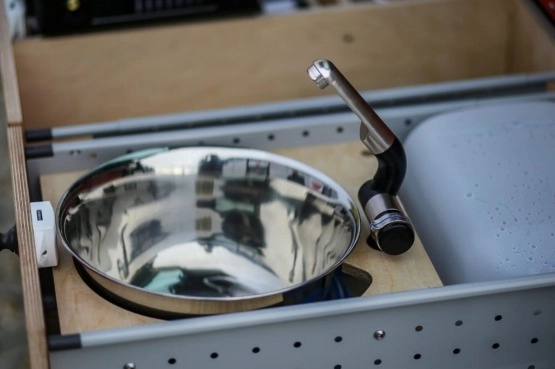                         Kamper Toyota Corolla Verso  - zdjęcie 18
                        