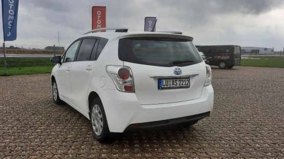                         Kamper Toyota Corolla Verso  - zdjęcie 4
                        