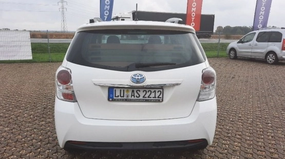                         Kamper Toyota Corolla Verso  - zdjęcie 5
                        