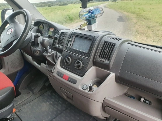                         Kamper FIAT DUCATO silnik 3.0 super stan - zdjęcie 2
                        