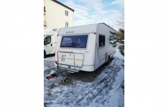                         Knaus Sudwind przyczepa kempingowa mocno doposażona! Przedsionek - zdjęcie 1
                        