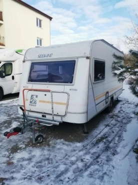                         Knaus Sudwind przyczepa kempingowa mocno doposażona! Przedsionek - zdjęcie 5
                        