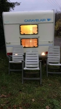                         Przyczepa Kempingowa Caravelair Silver 436 +Namiot - zdjęcie 2
                        
