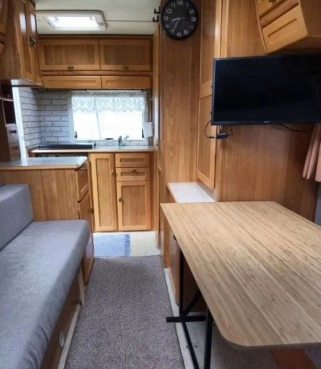                         Kamper Fiat Hymer - zdjęcie 16
                        