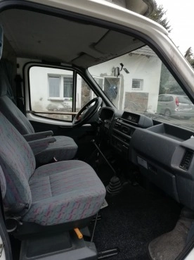                         Ford Transit Nugget Camper 2.5 Diesel WESTFALIA - zdjęcie 14
                        