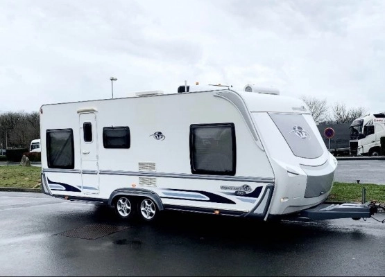                         CARAVELAIR PRESTIGE LUXE 595 rok 2007 - zdjęcie 2
                        