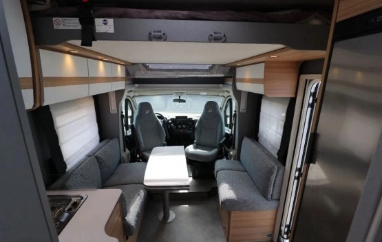                         Dethleffs Just 90 7052 DBM - zdjęcie 10
                        