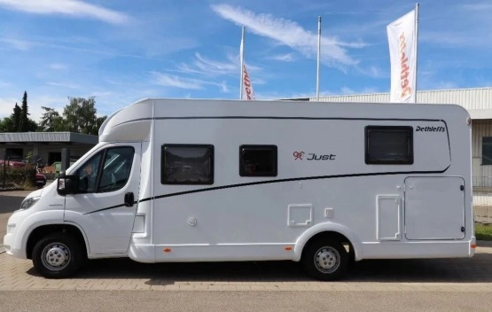                         Dethleffs Just 90 7052 DBM - zdjęcie 3
                        