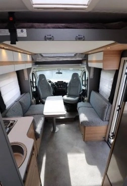                         Dethleffs Just 90 7052 DBM - zdjęcie 4
                        