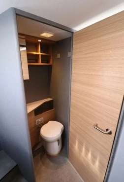                         Dethleffs Just 90 7052 DBM - zdjęcie 8
                        