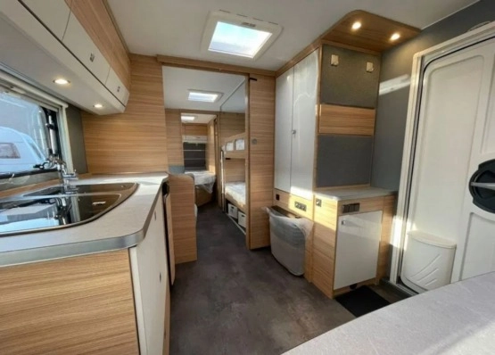                         Dethleffs Camper 730 FKR nowy model 2021 - zdjęcie 15
                        