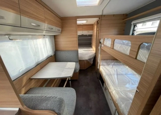                         Dethleffs Camper 730 FKR nowy model 2021 - zdjęcie 18
                        