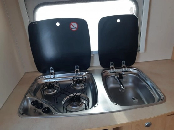                         Przyczepa Kempingowa Caravelair 2010 r. - zdjęcie 6
                        