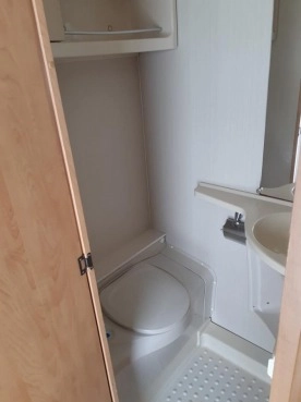                         Przyczepa Kempingowa Caravelair 2010 r. - zdjęcie 8
                        