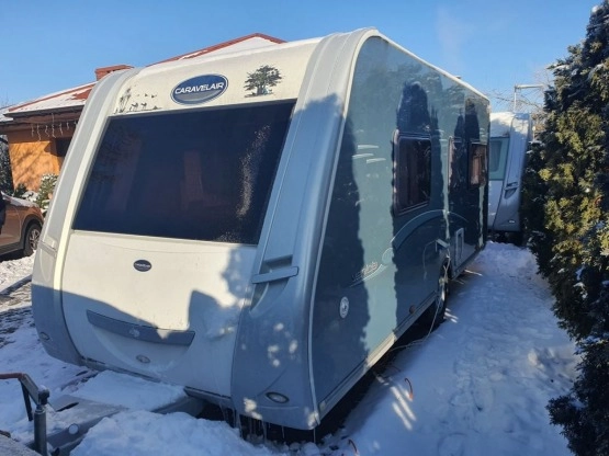                         Caravelair Venicia 470, 2009 r. - zdjęcie 9
                        