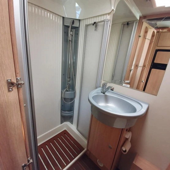                         Sunlight Alkova modela A70 - zdjęcie 22
                        