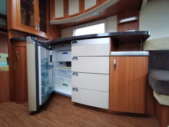                         Hobby Prestige 650 KFU - zdjęcie 9
                        