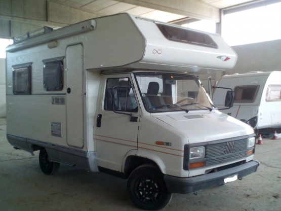                         Sprzedam kamper - zdjęcie 1
                        