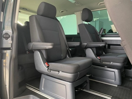                         Odstąpię leasing VW T6 Multivan w wersji Freestyle - zdjęcie 8
                        