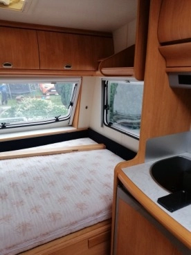                         Hobby Excellent 2002 stan bdb - zdjęcie 11
                        