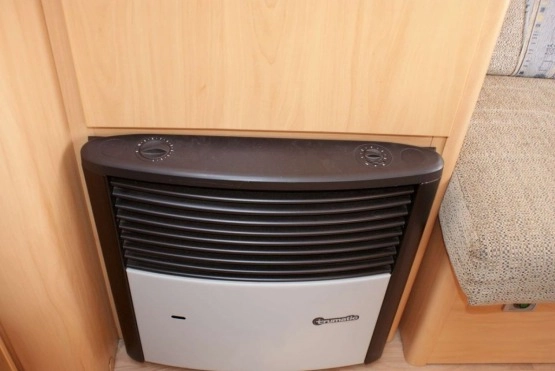                         Cristall Sprint 390 z 2006 r. - zdjęcie 5
                        