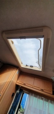                         Adria Unica 462DP Exclusive z 2003 roku - zdjęcie 10
                        