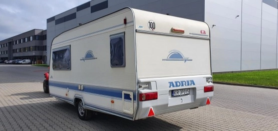                         Adria Unica 462DP Exclusive z 2003 roku - zdjęcie 26
                        