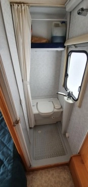                         Adria Unica 462DP Exclusive z 2003 roku - zdjęcie 29
                        