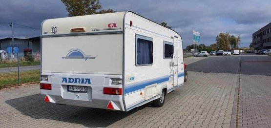                         Adria Unica 462DP Exclusive z 2003 roku - zdjęcie 32
                        