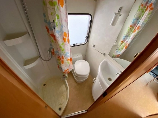                         Kamper Ducato 2.3, 130 KM, 2008 r. - zdjęcie 5
                        