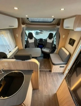                         Sunlight T68 Model 2021 Fiat Ducato 2.3 140 km - zdjęcie 12
                        
