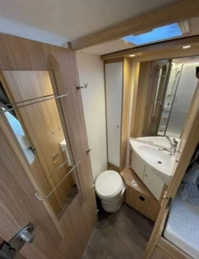                         Sunlight T68 Model 2021 Fiat Ducato 2.3 140 km - zdjęcie 13
                        