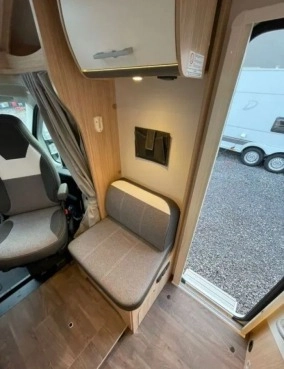                         Sunlight T68 Model 2021 Fiat Ducato 2.3 140 km - zdjęcie 23
                        