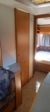                         Przyczepa Kempingowa Knaus Eurostar Markiza Napęd Pokrowiec - zdjęcie 5
                        