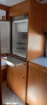                         Przyczepa Kempingowa Knaus Eurostar Markiza Napęd Pokrowiec - zdjęcie 7
                        