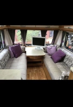                         Przyczepą kempingowa Lunar Quasar 2014 rok - zdjęcie 2
                        