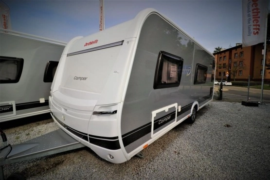                         Dethleffs Camper 560 FMK - zdjęcie 1
                        