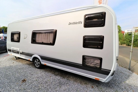                         Dethleffs Camper 560 FMK - zdjęcie 2
                        