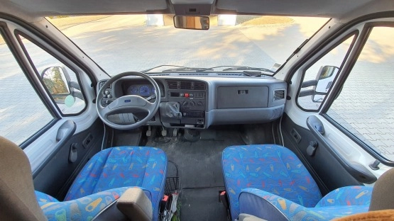                         Fiat Ducato 2,8 JTD - zabudowa BURSTNER - TV-sat, solar, 6-osobowy !!! - zdjęcie 20
                        