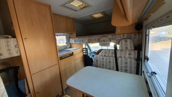                         Fiat Ducato 2,8 JTD - zabudowa BURSTNER - TV-sat, solar, 6-osobowy !!! - zdjęcie 7
                        