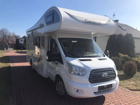                         Sprzedam Kamper CHAUSSON 714 GA - zdjęcie 6
                        