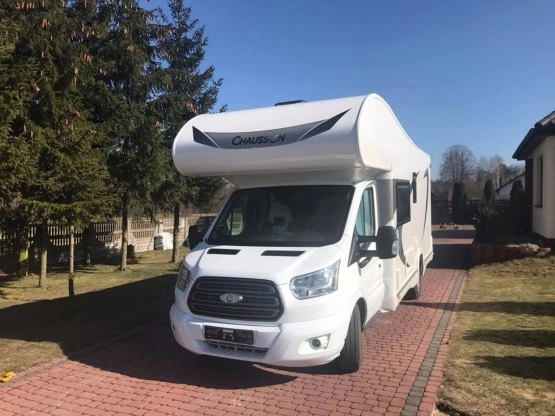                         Sprzedam Kamper CHAUSSON 714 GA - zdjęcie 7
                        