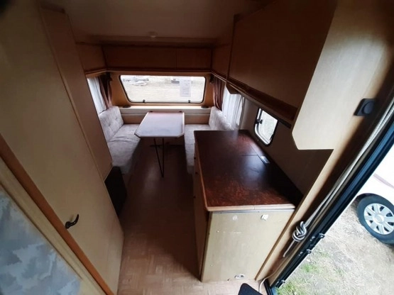                         Przyczepa kempingowa LMC 430, 4-osobowa - zdjęcie 2
                        