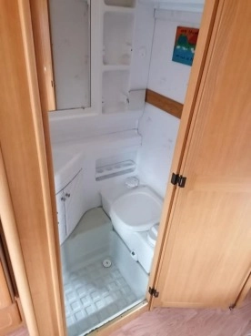                         Cabby 550, 1999 r., dmc 2000 kg, wersja zimowa - zdjęcie 4
                        