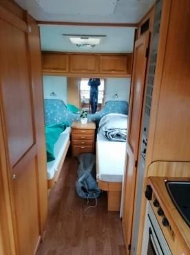                         Cabby 550, 1999 r., dmc 2000 kg, wersja zimowa - zdjęcie 9
                        