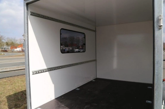                         Przyczepa kamper z kuchnia łóżko osobne pomieszczenie bagażowe BLYSS  - zdjęcie 4
                        