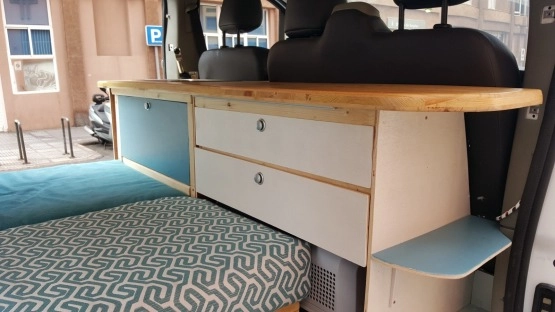                         Renault Trafic Kamper - zdjęcie 10
                        